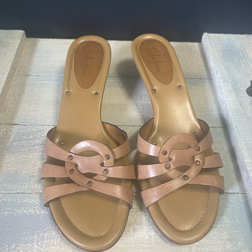 Cole Haan Leather sandals Camel color 8 1/2 AA kitten heel